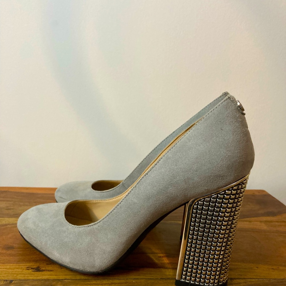 GUESS super elegant and original shoes - Picture 2 of 5